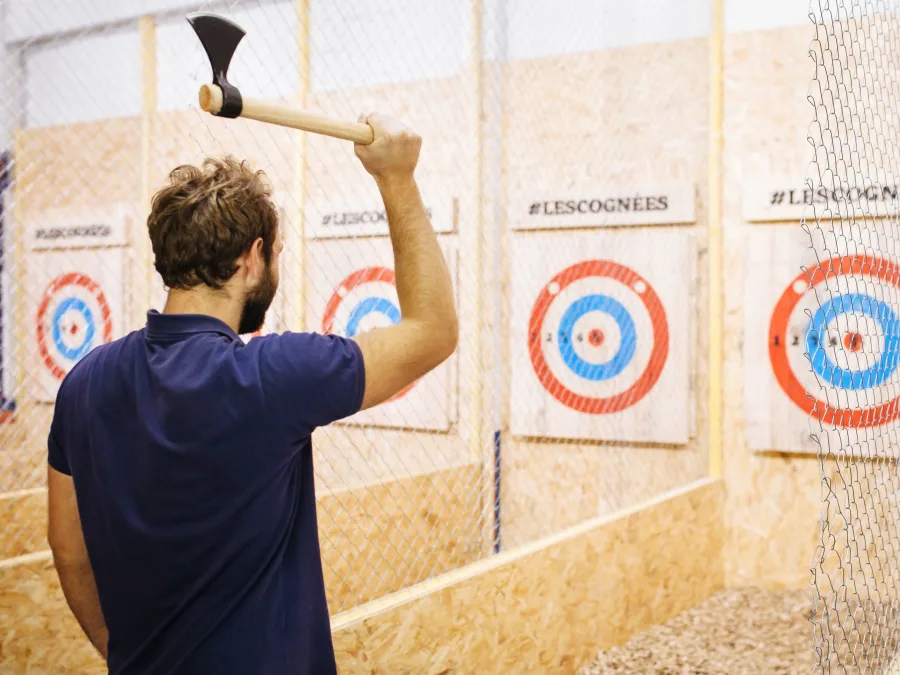  Lancer de hache : concentration et précision